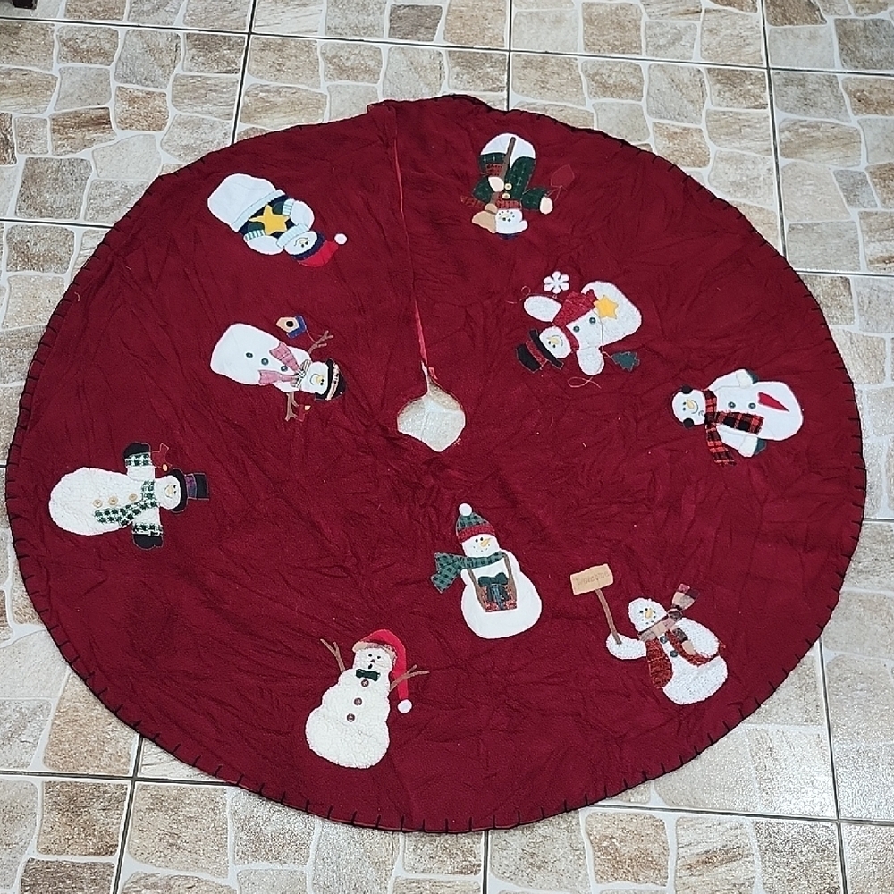Vintage Red Quilted Christmas Tree Skirt Snowman Appliqué Holiday Decor